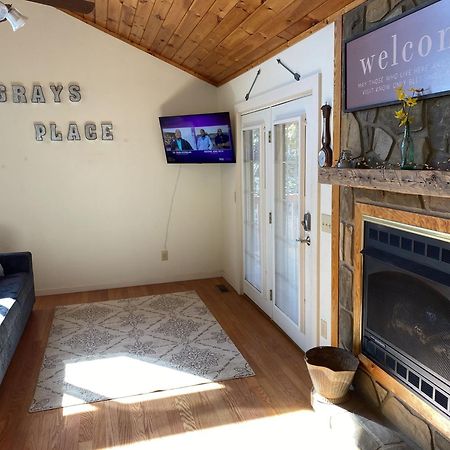 Gray'S Place On Cosby Creek - 2 Bedrooms, 2 Baths, Sleeps 6 Home Luaran gambar